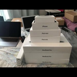 Meet your Posher, Ayodeji